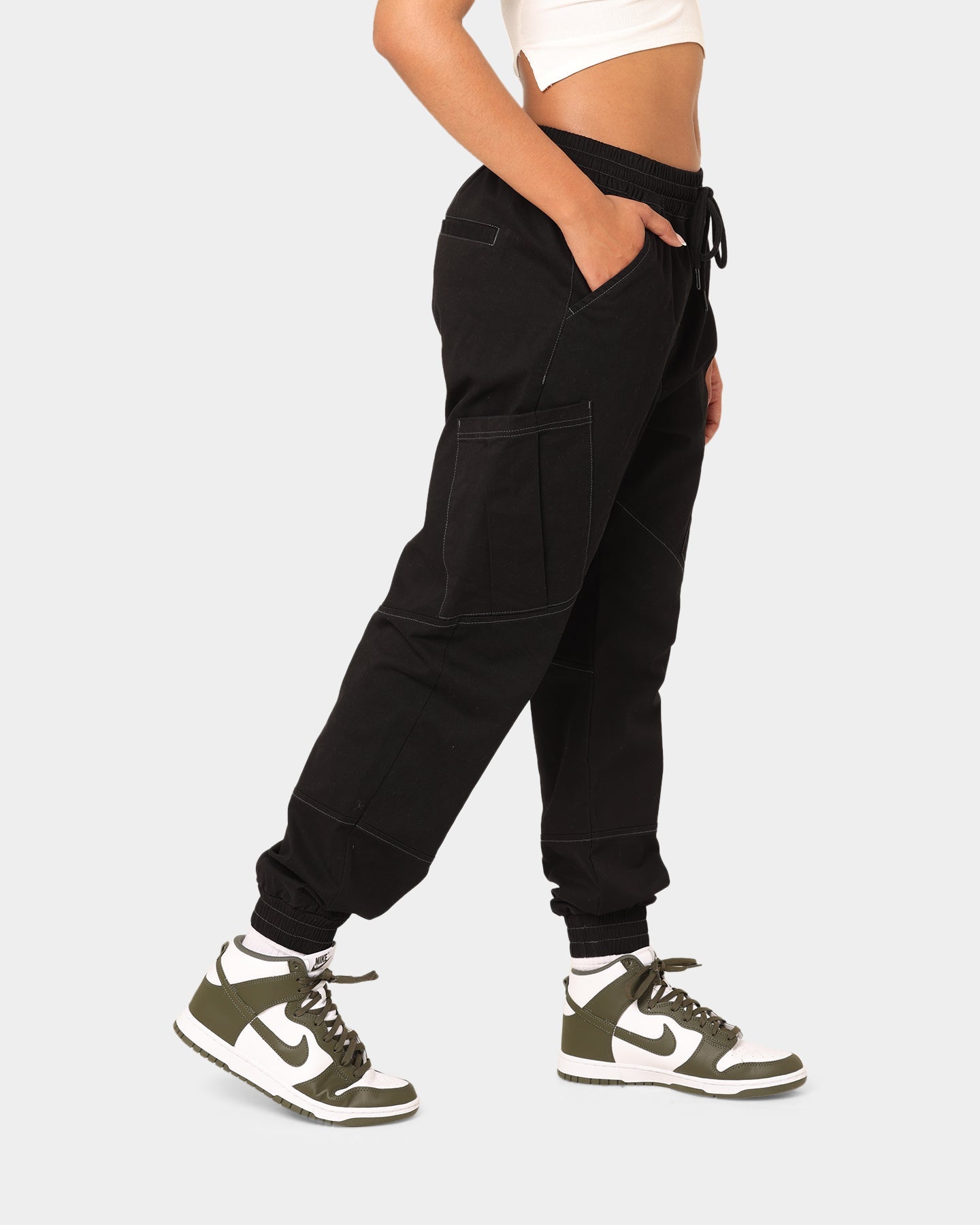 Carré Solution Cargo Joggers Black