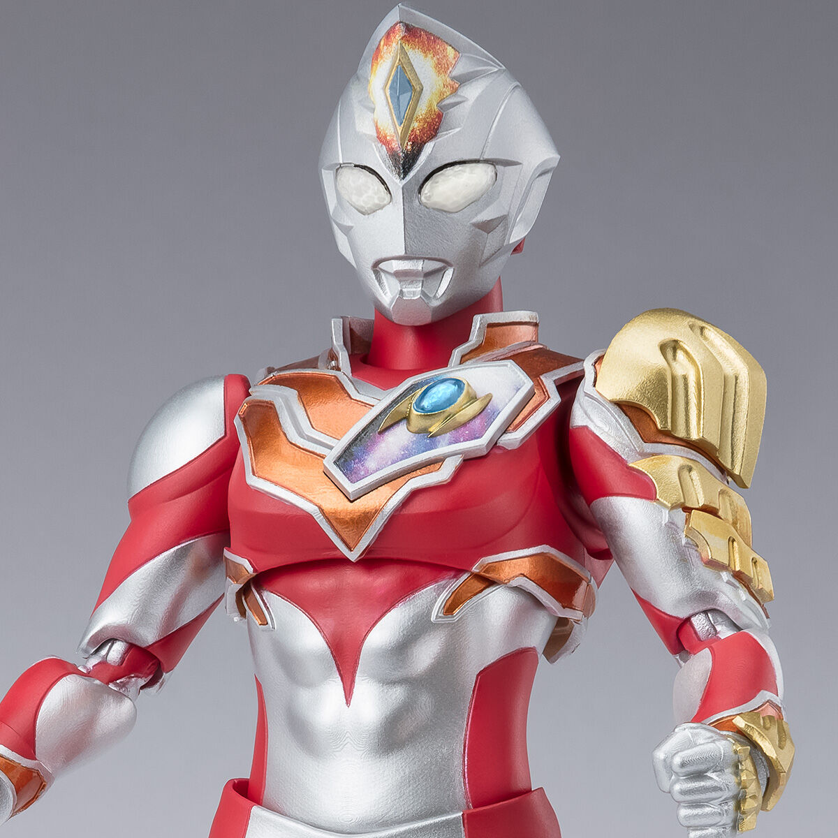 SH Figuarts Ultraman Decker Strong Type