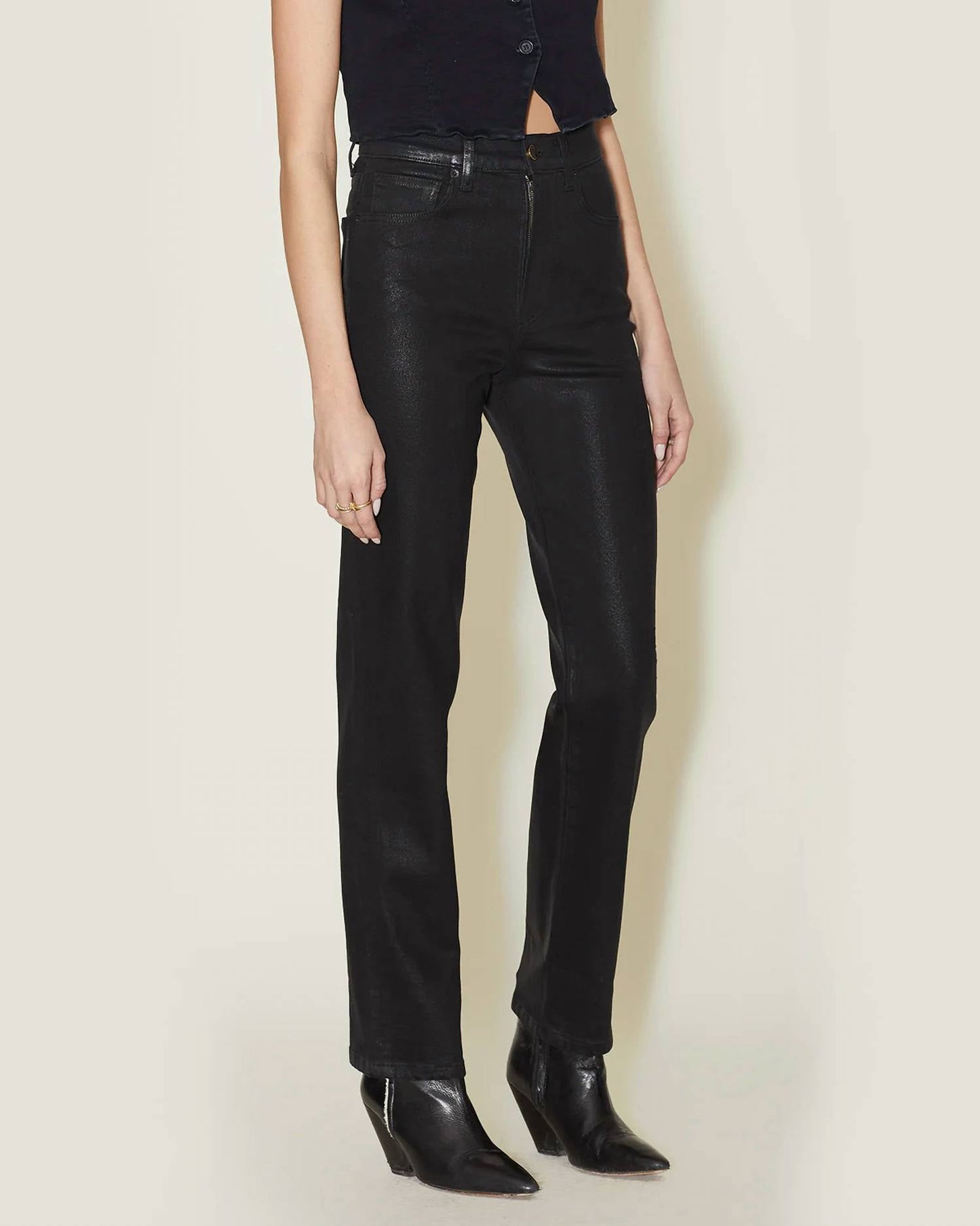 Sabine Straight Jeans In Coated Black