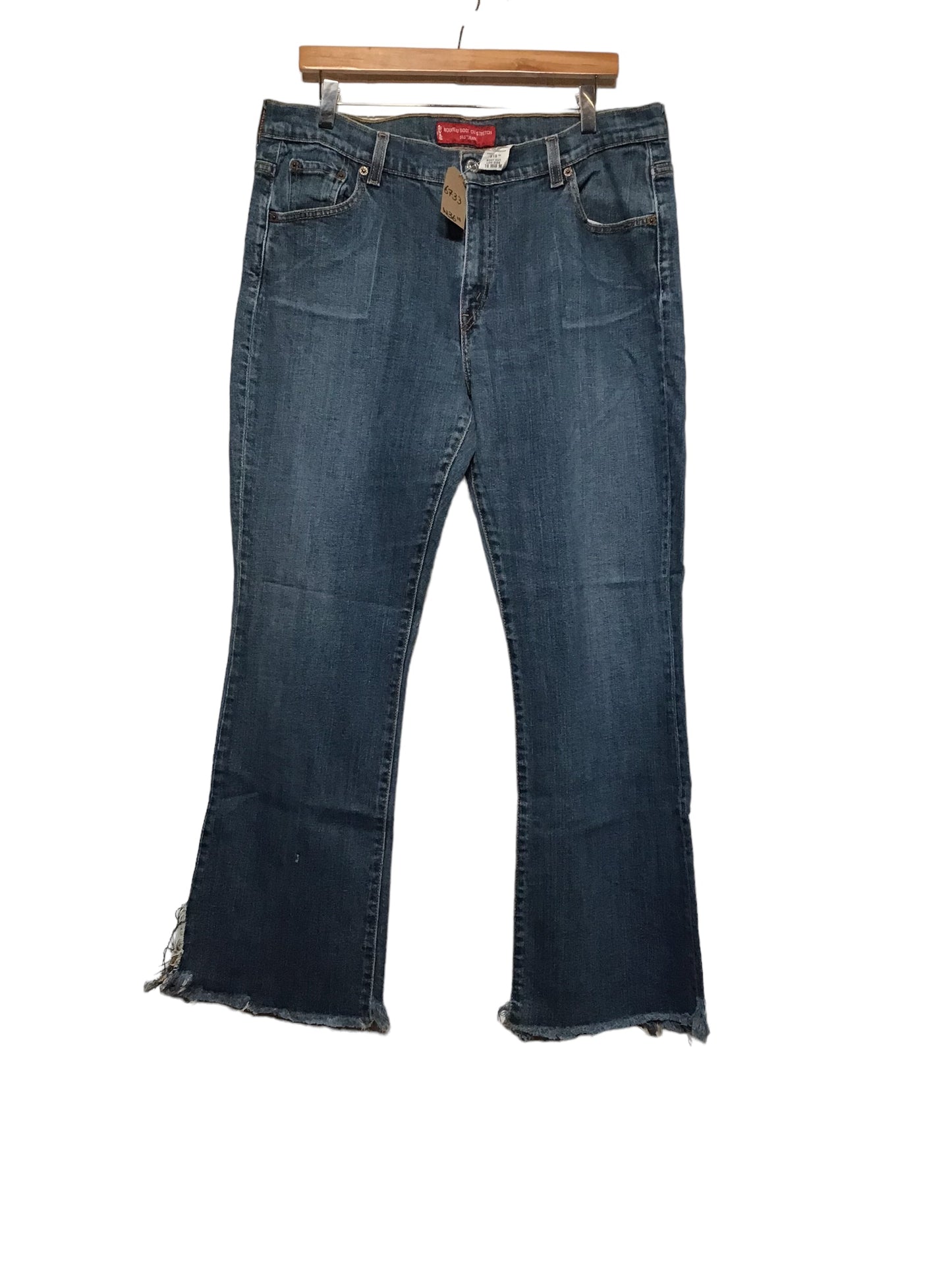 Levi 515 Boot Cut Jeans (38x 31)