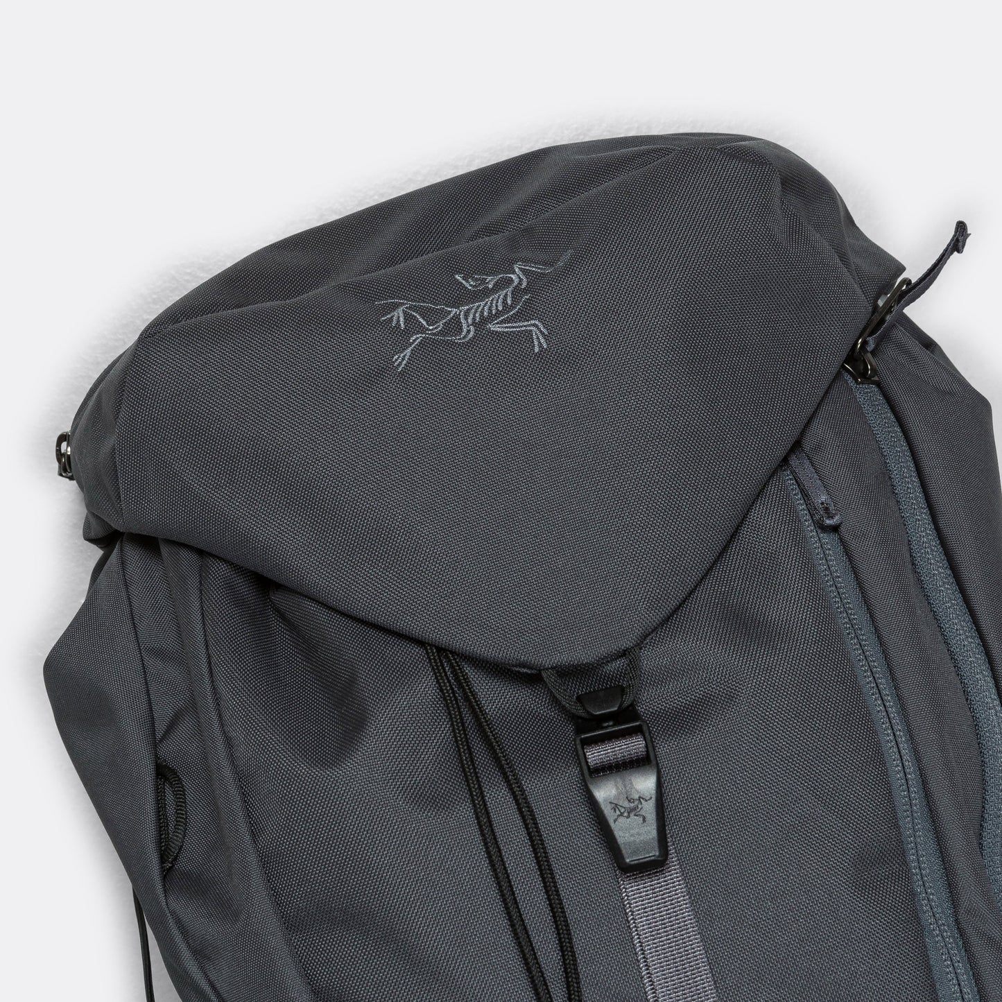 Mantis 20 Backpack - Graphite